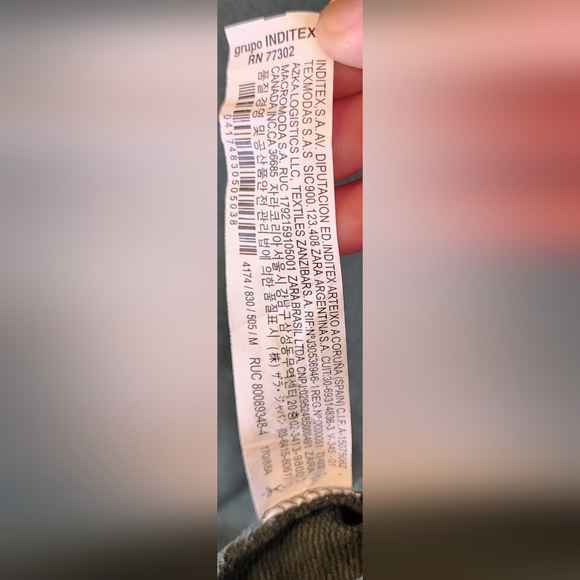 Zara - (M) Hooded Crop Sweater - Picture 5 of 6